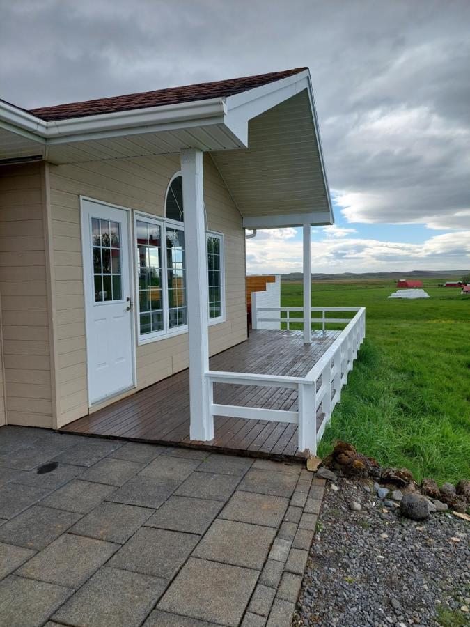 Iceland Lodge, Entire Place With Hot Tub. Villa *