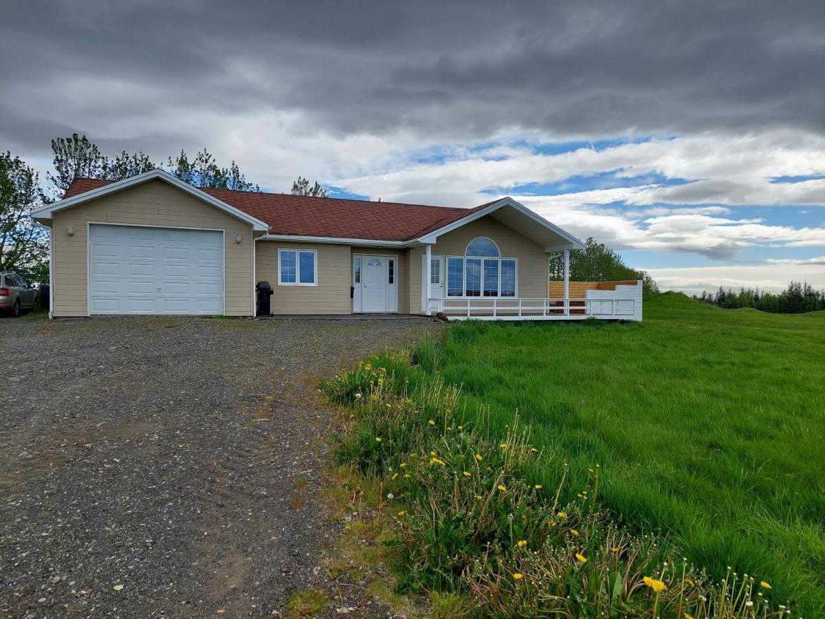 Iceland Lodge, Entire Place With Hot Tub. * Selfoss